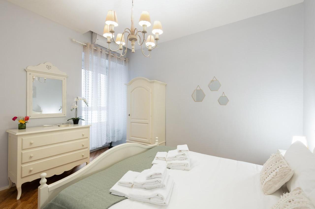 Rome As You Feel - Charming Abode In Trastevere Екстер'єр фото