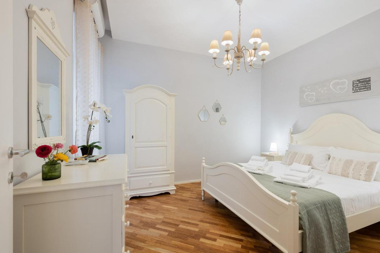 Rome As You Feel - Charming Abode In Trastevere Екстер'єр фото